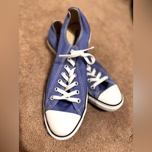 Converse sneakers size 11 blue slightly worn